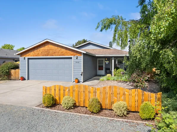 34100 Pintail Ave, Nehalem, OR 97131