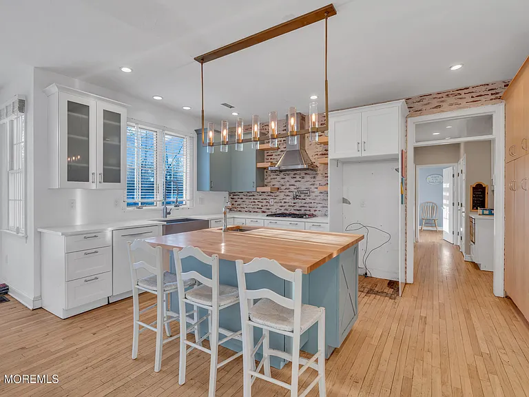 21 Old Queens Ct — Photo 14