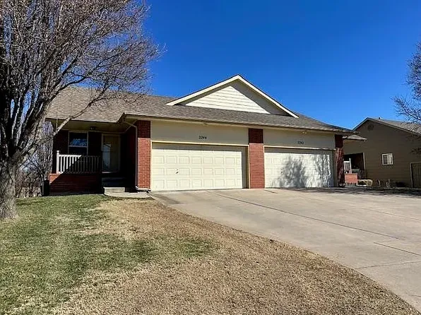 2244 N Shefford Cir, Wichita, KS 67205