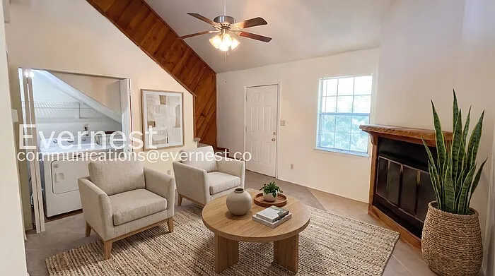 2 bed, 2.0 bath, 950 sqft, $1,195 — Photo 2
