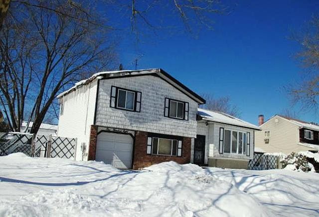 2nd image of 108 Branch Ave