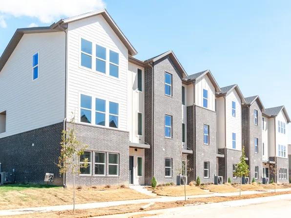 4236 W Sardinia Way #2, Fayetteville, AR 72704