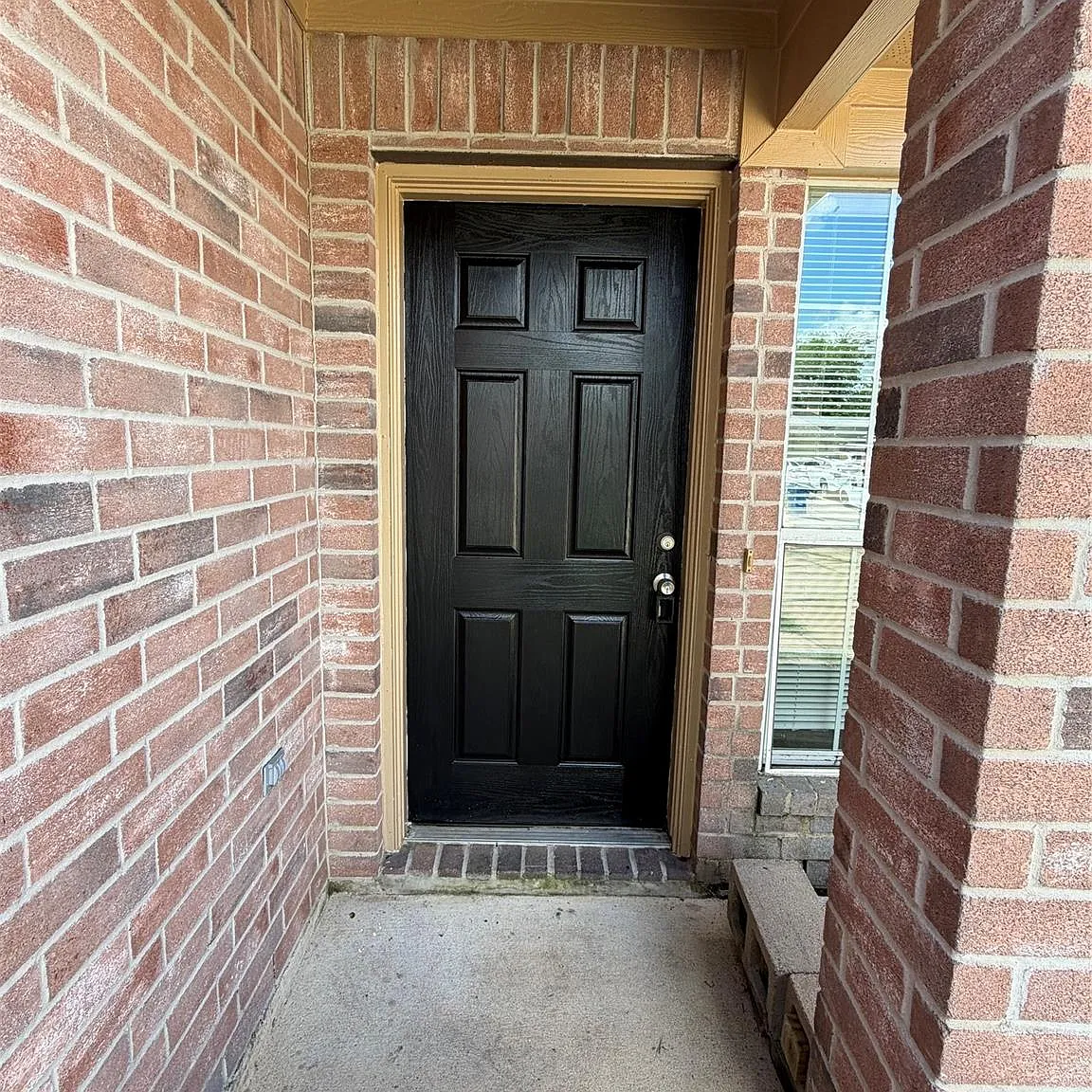 3 bed, 2.0 bath, 1218 sqft, $1,750 — Photo 3