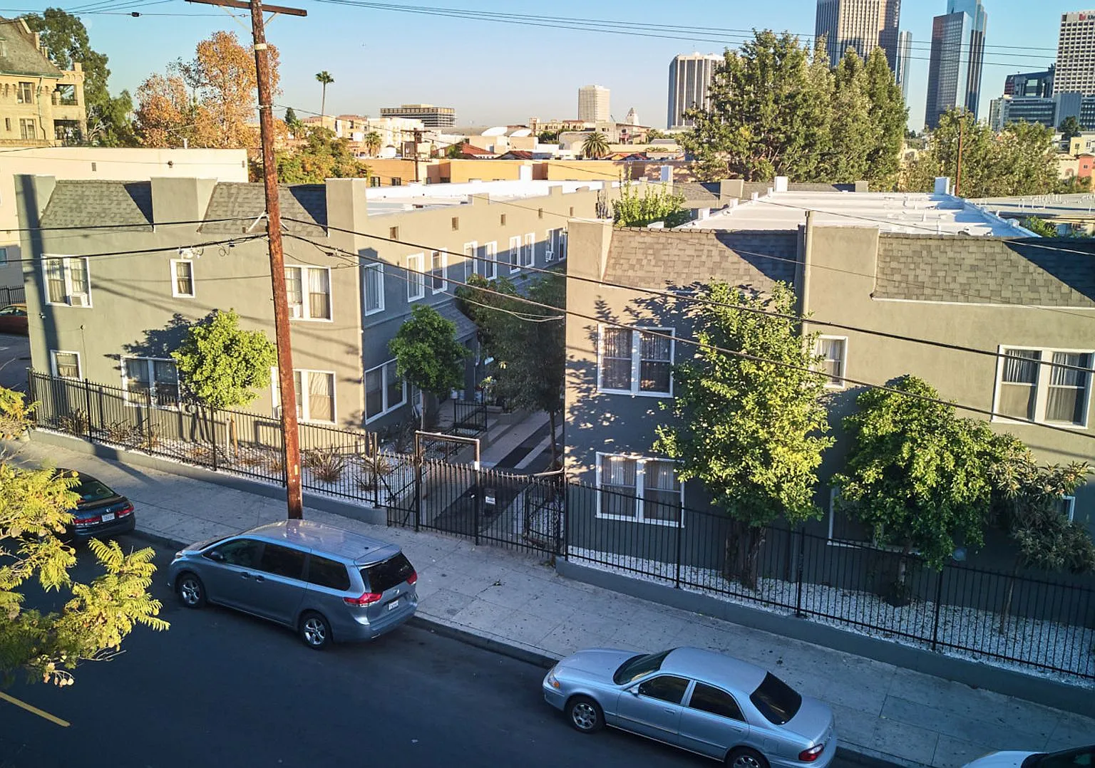 372 Loma, Los Angeles — Photo 1