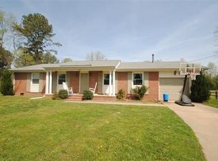 4604 Moore Cir, Chesapeake, VA 23321