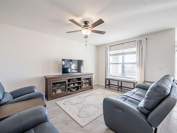 3rd image of 2788 Grandbury Grove Rd