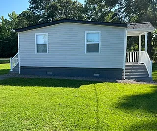 Country Living at 35 Cooper Road — Photo 3