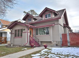 3040 N 40th St, Milwaukee, WI 53210