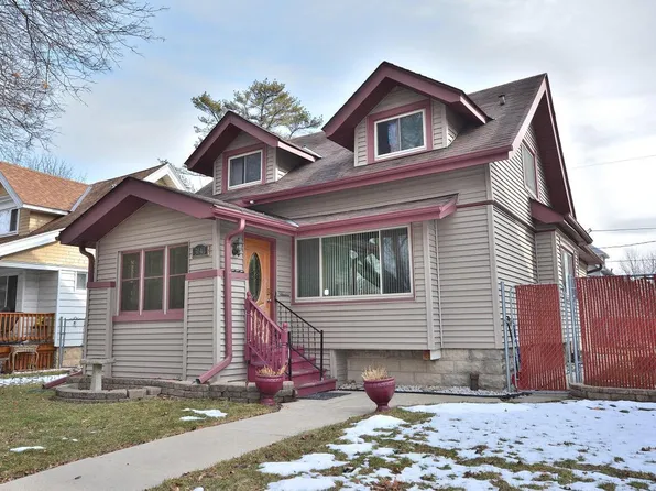 3040 North 40th STREET, Milwaukee, WI 53210
