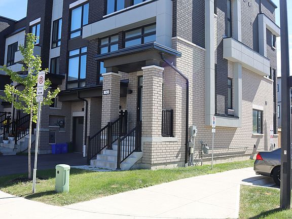 3rd image of 743 Stanstead Path