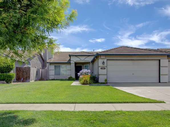 3082 Kimball Hill Dr, Ceres, CA 95307