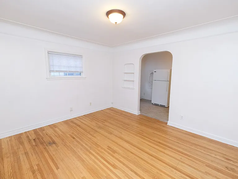 Virginia Flats — Photo 24