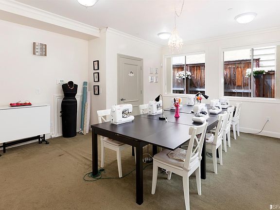 4th image of 3653 Buchanan St APT A