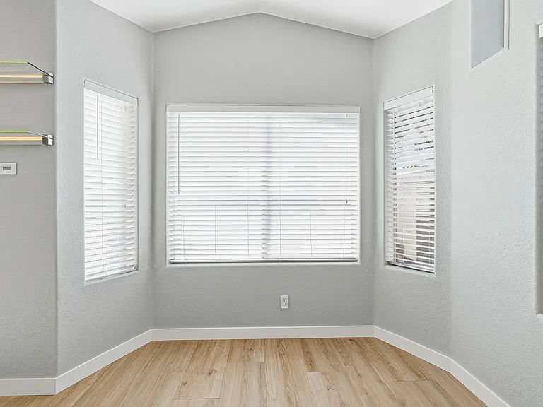16404 S 46th Way — Photo 19