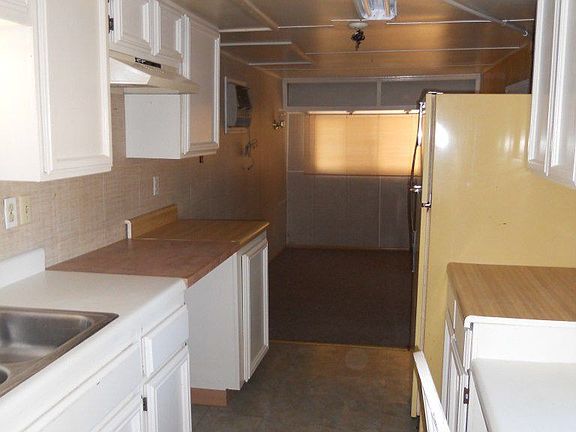 3rd image of 1433 W Lily Ave