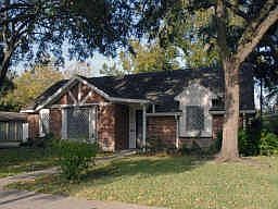 Large Lot with Beautiful Mature Trees