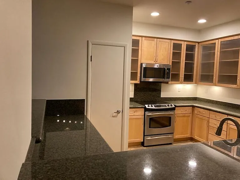 596 Manzana Pl — Photo 10