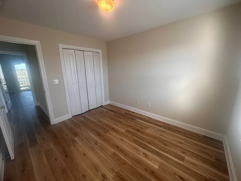 399 N New River Dr #C — Photo 22