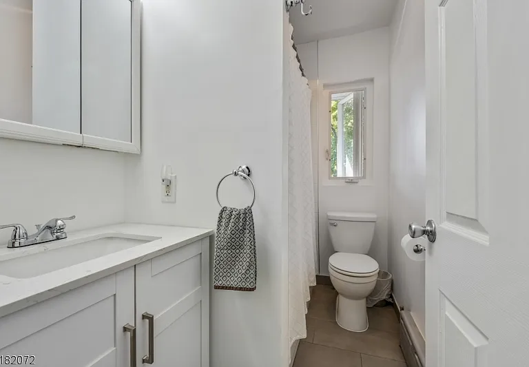 8 Oak Grove Rd #2 — Photo 13
