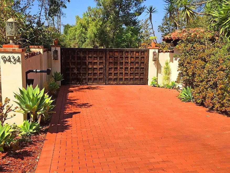 1st image of 9434 Sierra Vista Ave #1