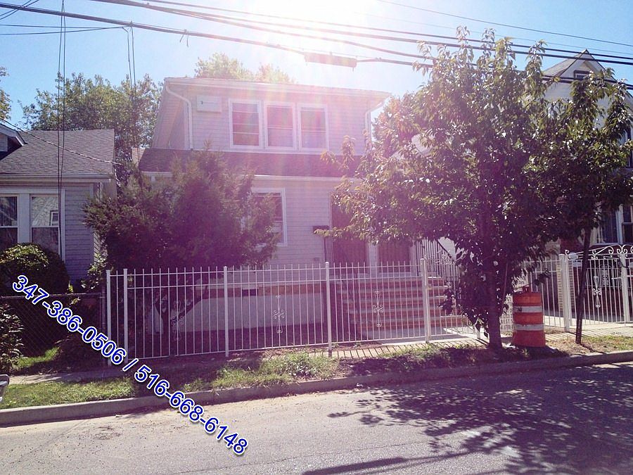 1st image of 21408 104th Ave
