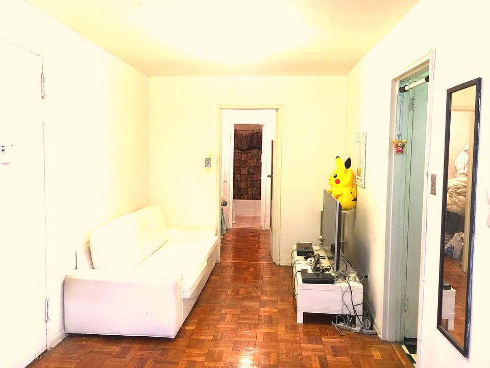 1st image of 6311 Queens Blvd #B15