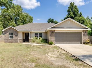 3381 Auburn Rd, Crestview, FL 32539