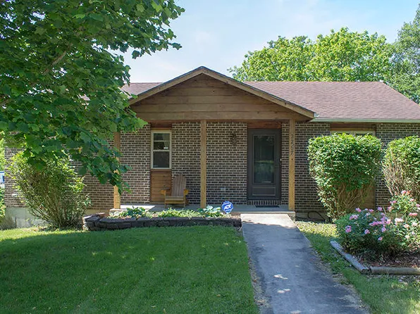 2267 S Alamos Pl, Columbia, MO 65201
