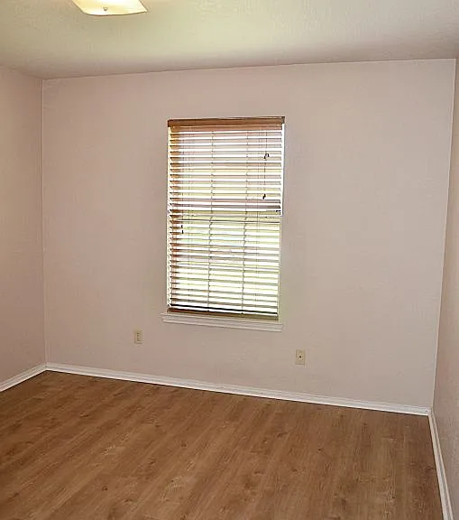 3006 Gus Dr — Photo 20