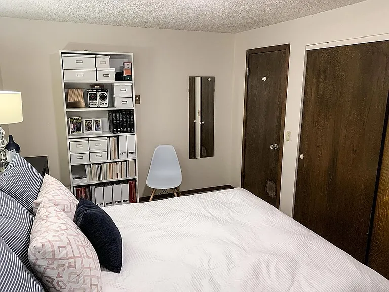 2362 Franklin Ave E #202 — Photo 19