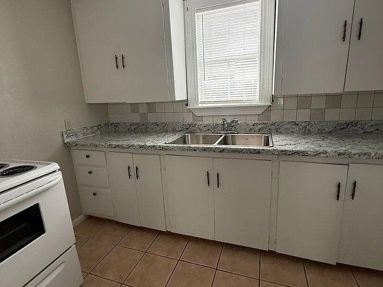 1014 N Bradley St #1 — Photo 9