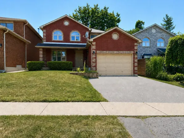 29 Irwin Dr, Barrie, ON L4N 7A6