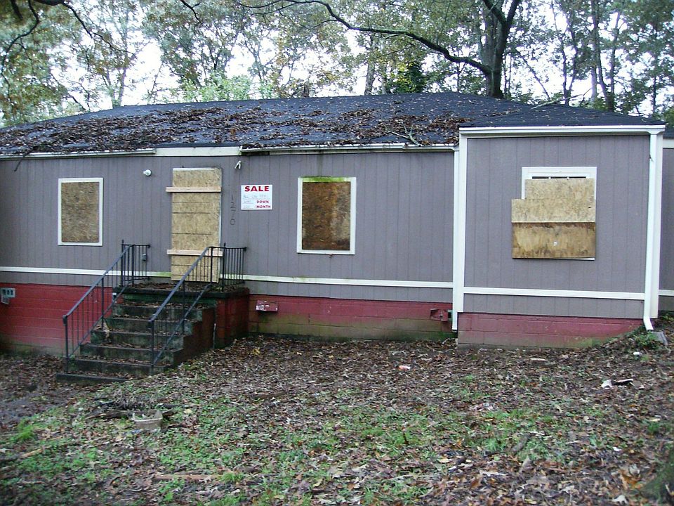 1270 Gus Thornhill Jr Dr