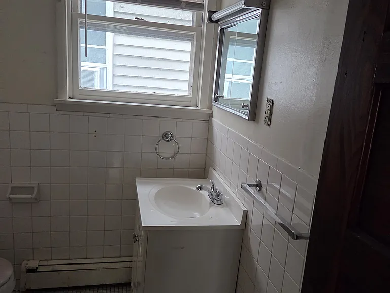 416 Manning Blvd #1 — Photo 6