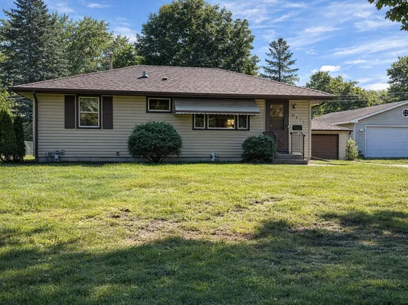 5916 Quail Ave N, Crystal, MN 55429