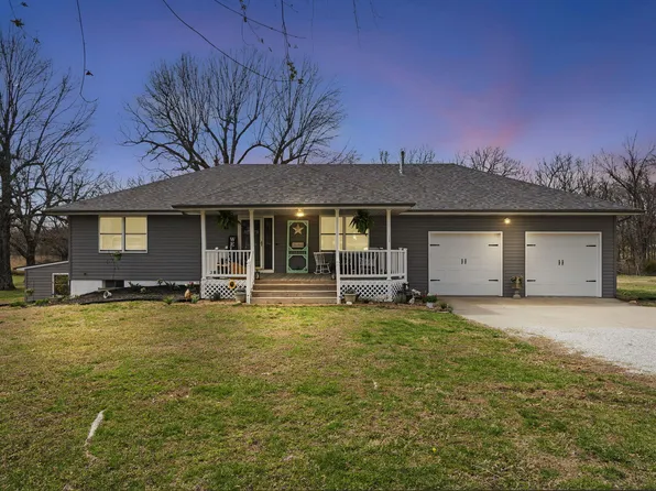 7169 N Farm Rd 145, Springfield, MO 65803