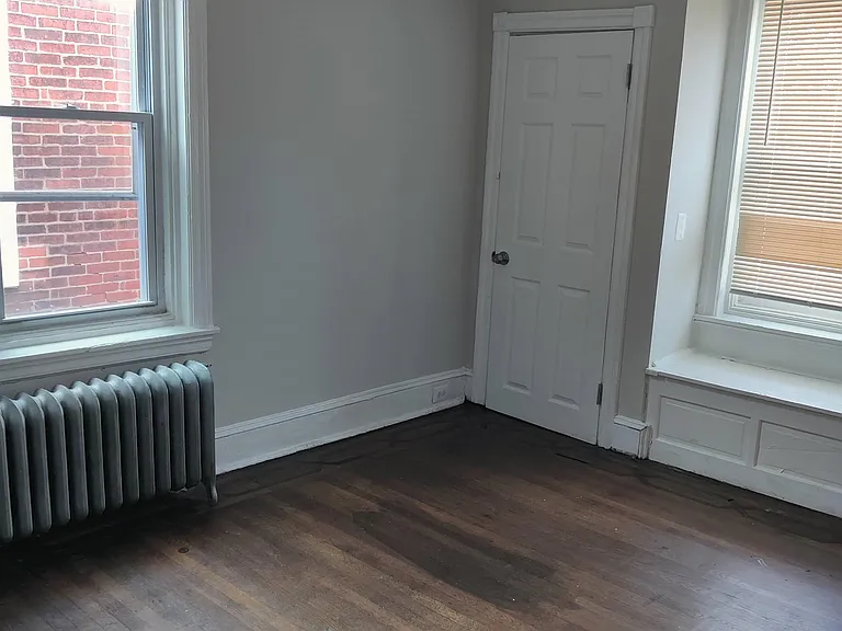 5944 Cedar Ave — Photo 3