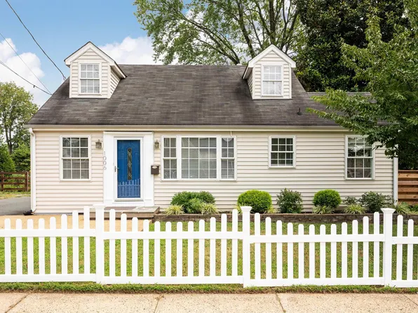 1006 Avon St, Charlottesville, VA 22902