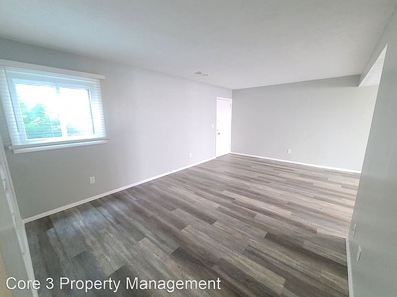 5th image of 715 Fairmont Dr #1-D
