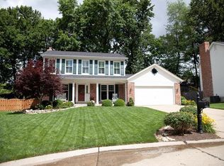 524 Bridgewater Ct, Saint Charles, MO