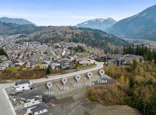 45852 Weeden Dr, Chilliwack, BC V2R6G4