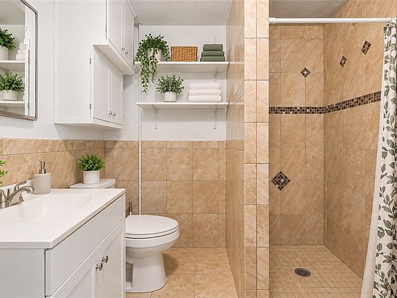 4th image of 2707 Avenue K