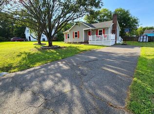 7113 Sharon Rd, Fredericksburg, VA 22407