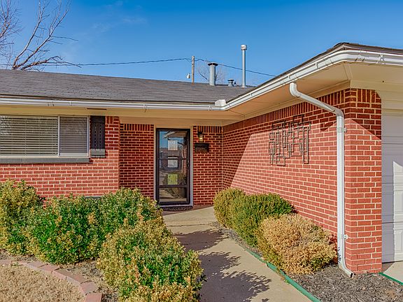 3rd image of 9409 Britton Cir