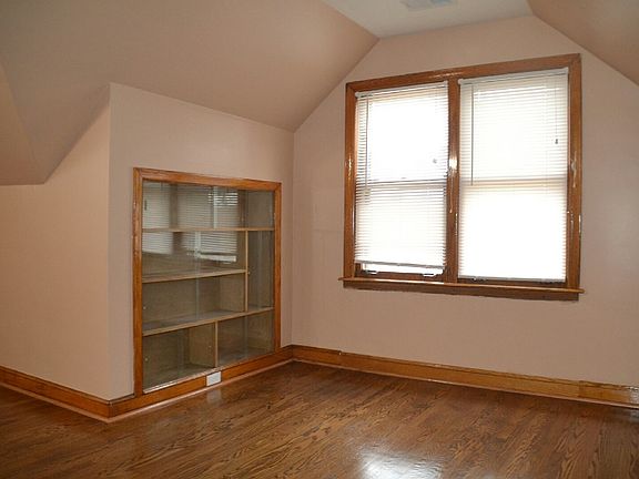 4th image of 7159 S Campbell Ave #1