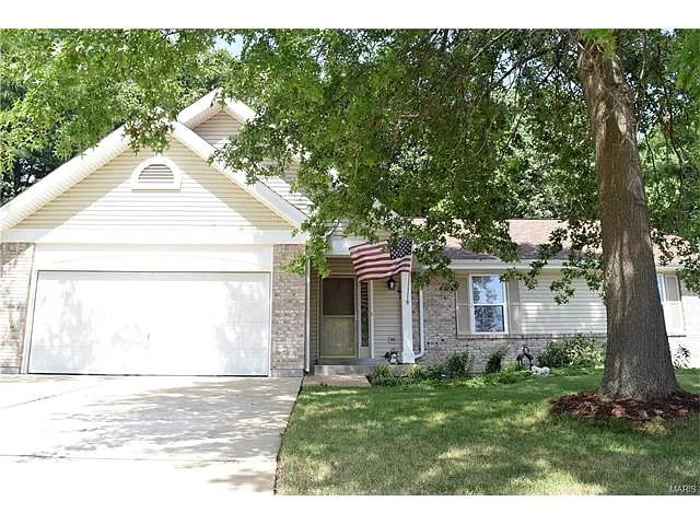 7301 The Cedars Dr photo 1