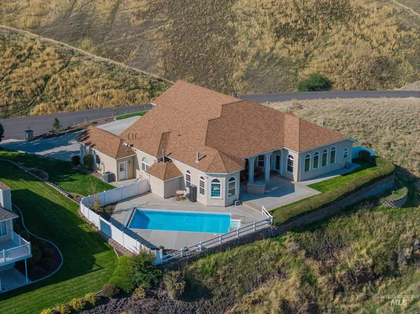 2550 Valleyview Dr, Clarkston, WA 99403