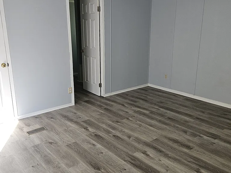 130 Green Acres Cir — Photo 16
