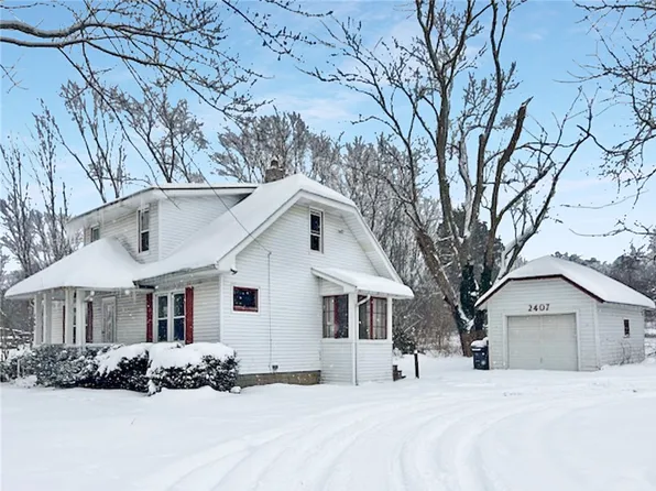 2407 Norcross Rd, Erie, PA 16510