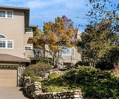 505 Barooshian Ct photo 1